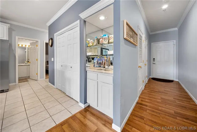 $359,900 | 216 Lakeview Resort Boulevard, Unit 1E, Sunrise Beach, MO 65079