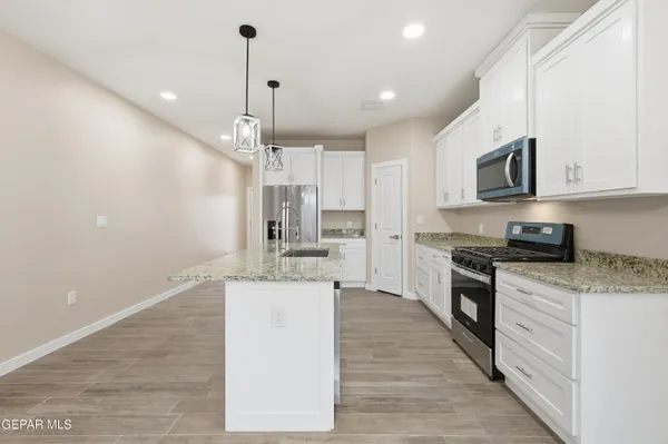 $289,950 | 12329 Jack Vowell Way, El Paso, TX 79934