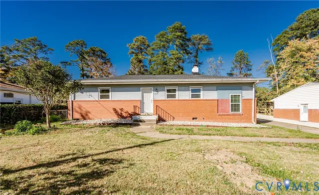 $2,350 | 2604 Sunnybrook Road, Henrico, VA 23294