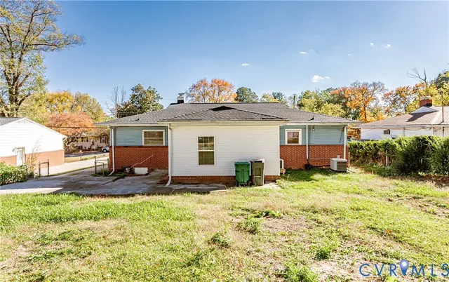 $2,350 | 2604 Sunnybrook Road, Henrico, VA 23294