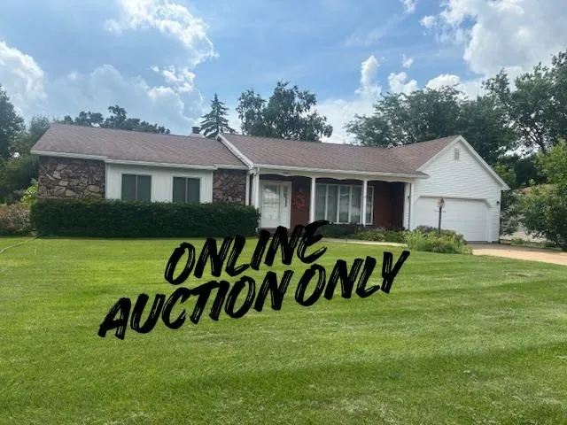 $175,000 | 860 Hollman Street, Platteville, WI 53818