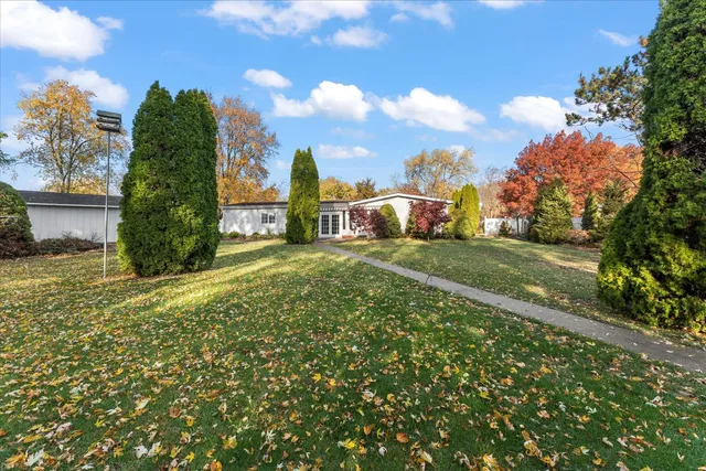 $189,900 | 2213 Olen Drive, Mahomet, IL 61853