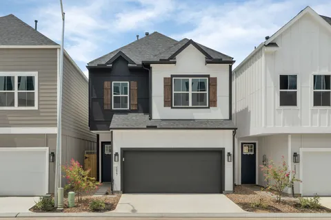 $329,900 | 5817 Highland Sun Lane, Houston, TX 77091