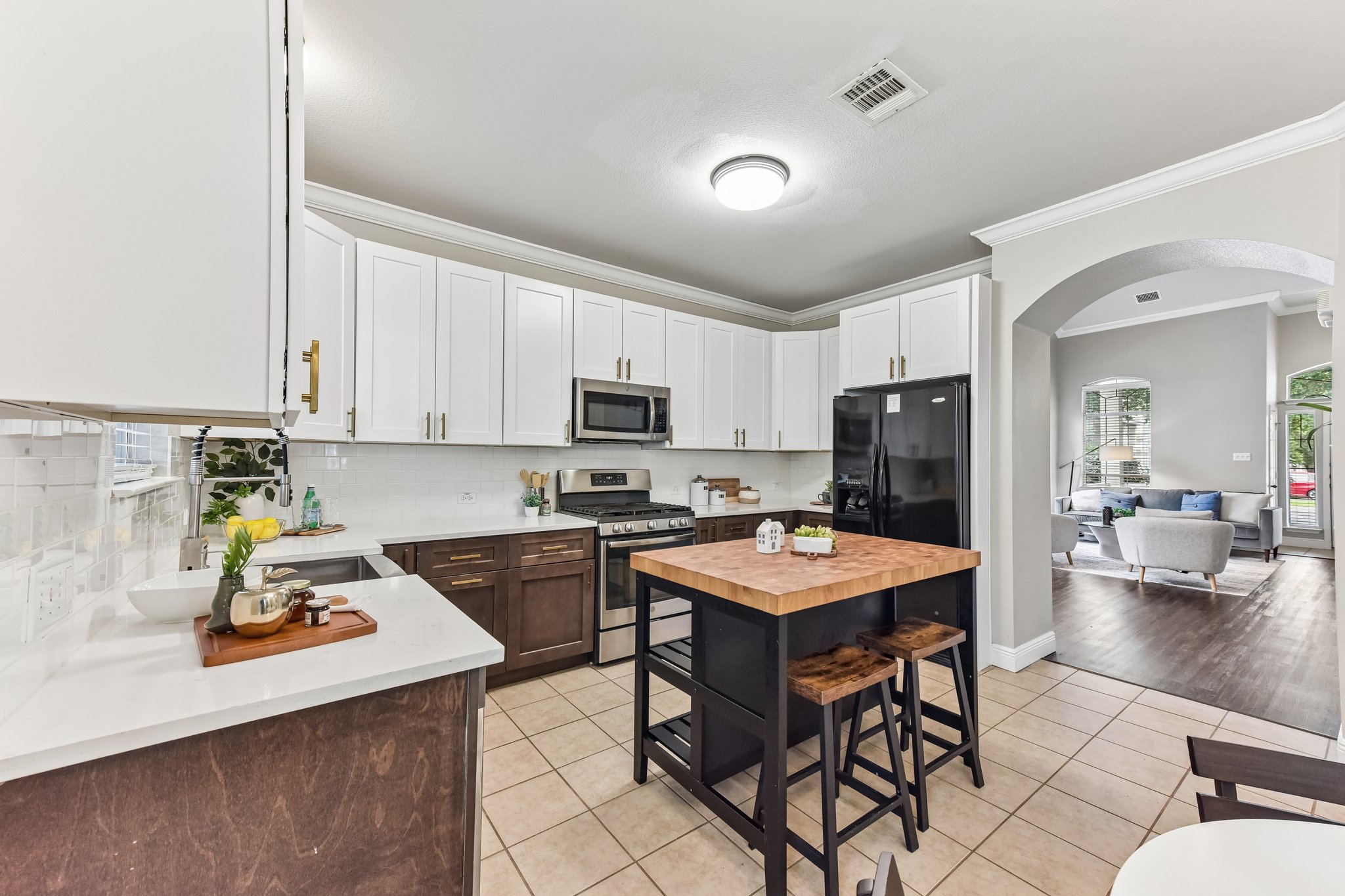 1409 Kendalia Street Austin, TX 78748 - Photo 5 of 31
