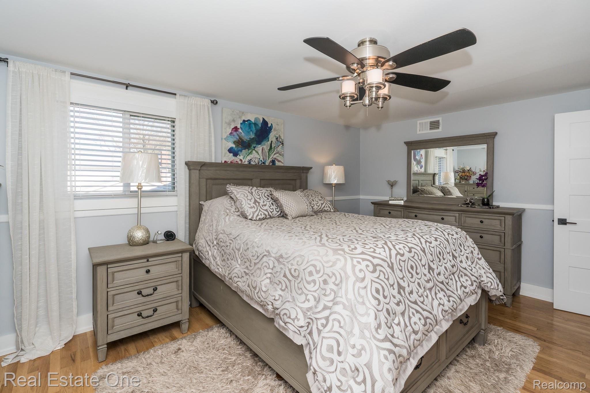 5761 Beechview Drive Rochester, MI 48306 - Photo 21 of 25 Beechview MLS-W033.jpg