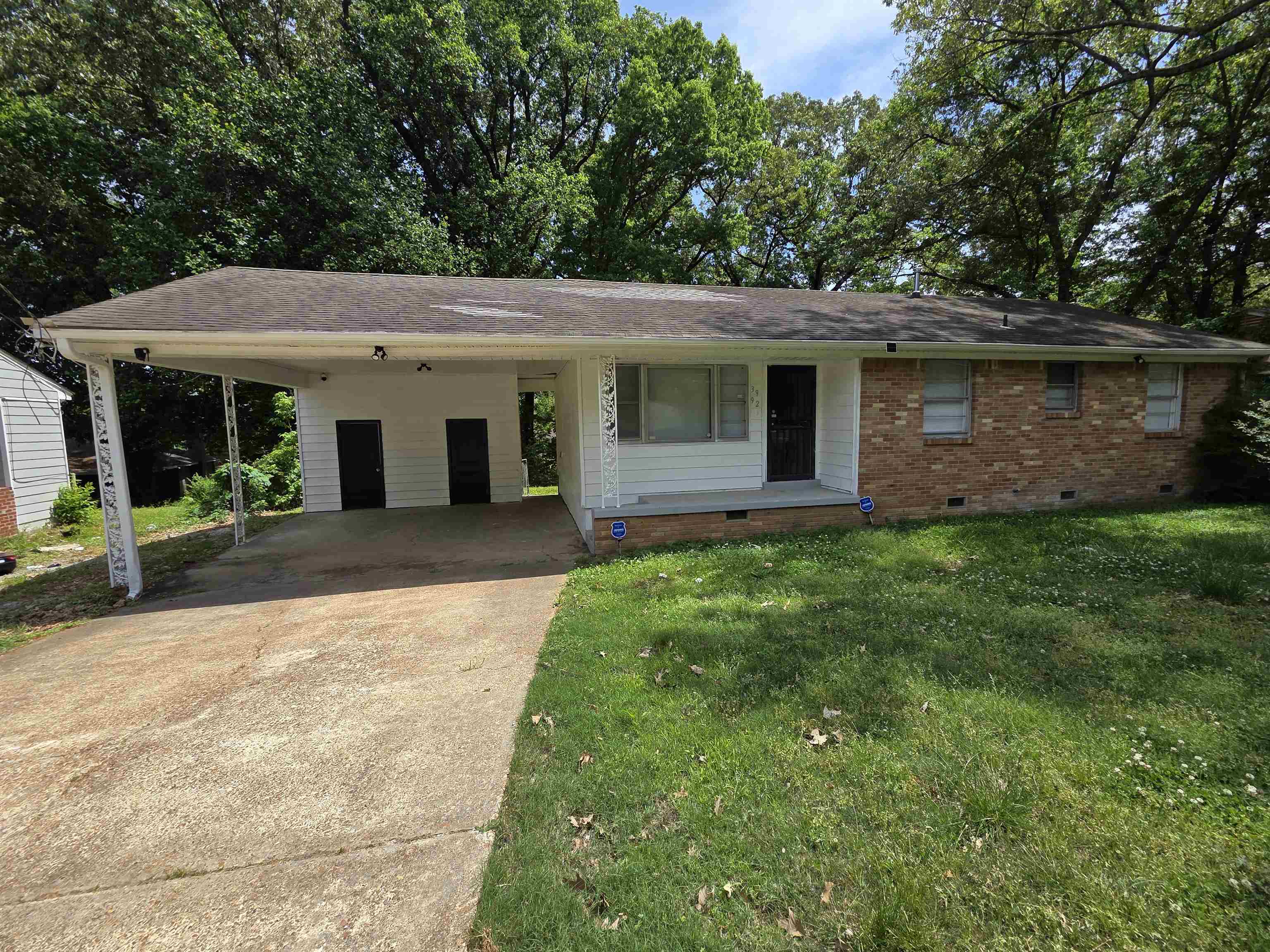 3992 Ridgedale Street Memphis, TN 38127 - Photo 2 of 24
