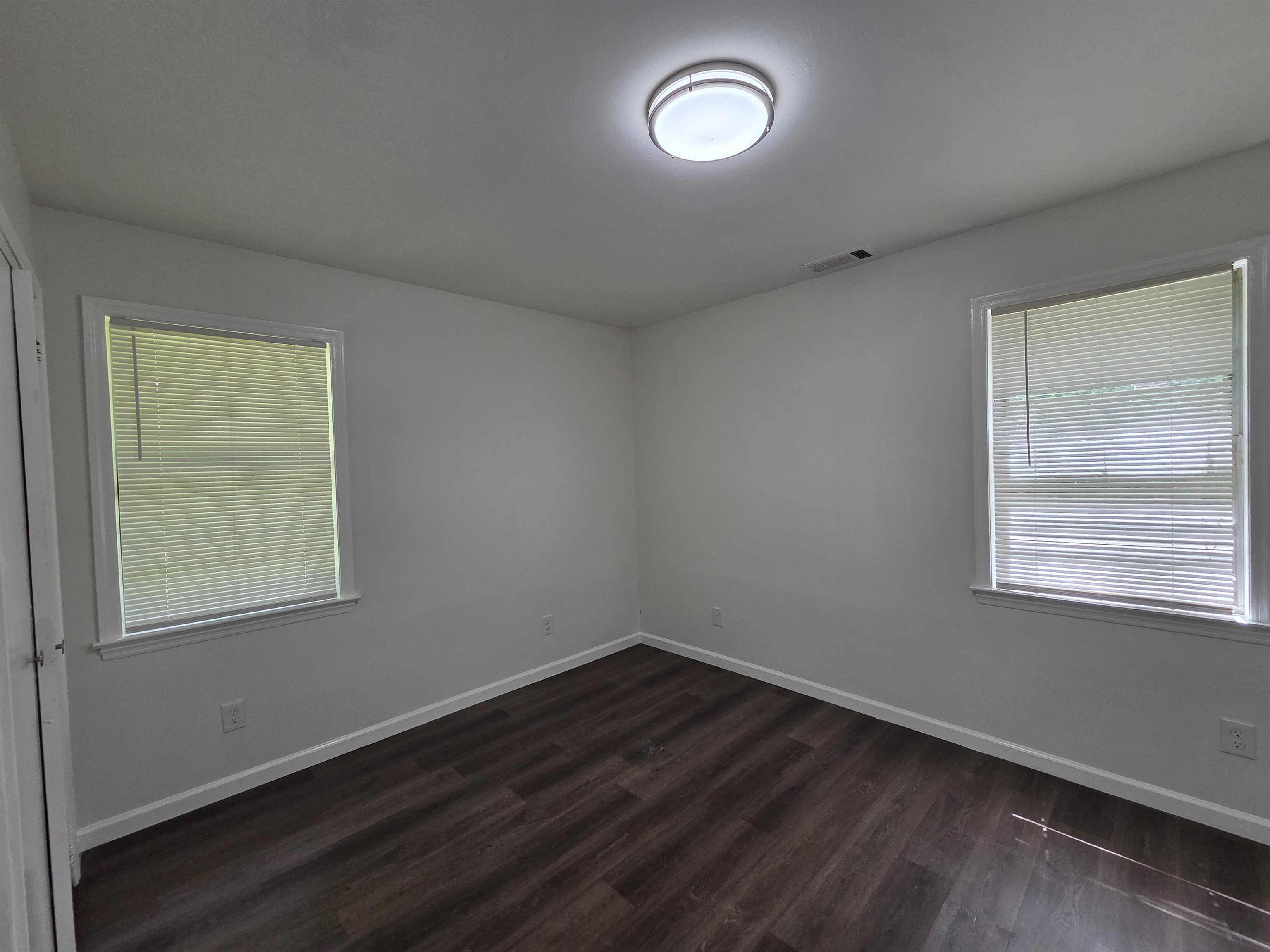 3992 Ridgedale Street Memphis, TN 38127 - Photo 5 of 24