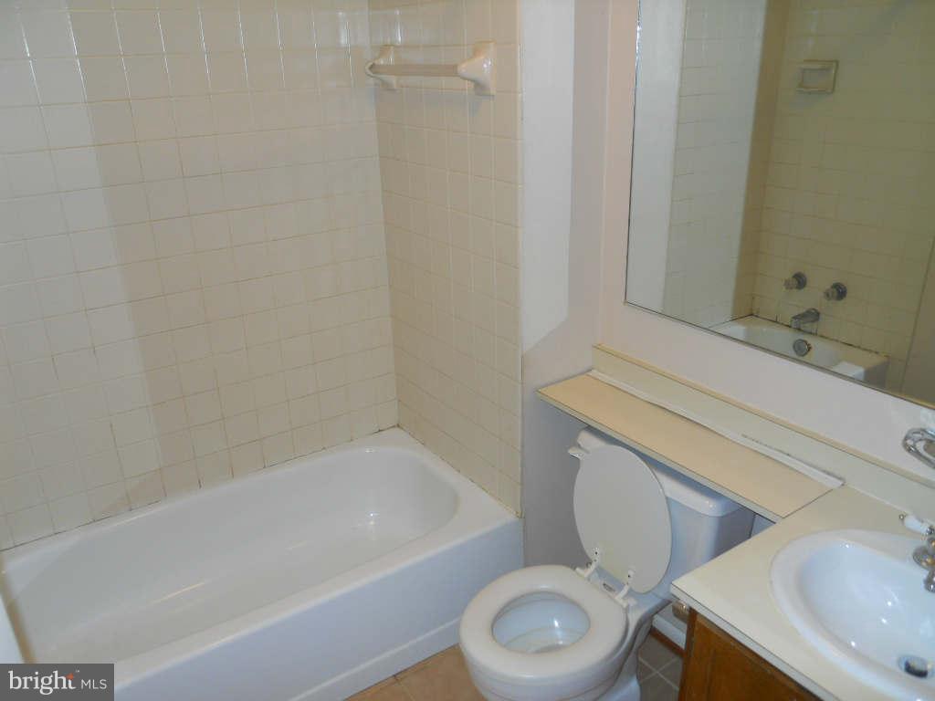 6330 Red Haven Road Columbia, MD 21045 - Photo 13 of 23 Bath