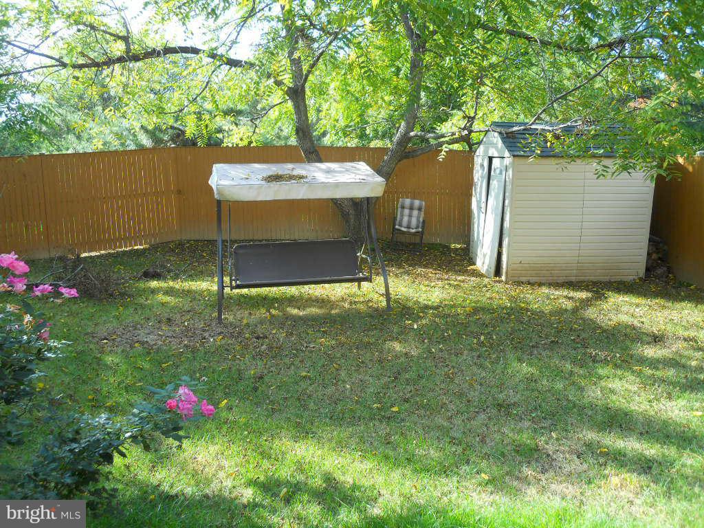 6330 Red Haven Road Columbia, MD 21045 - Photo 23 of 23 backyard