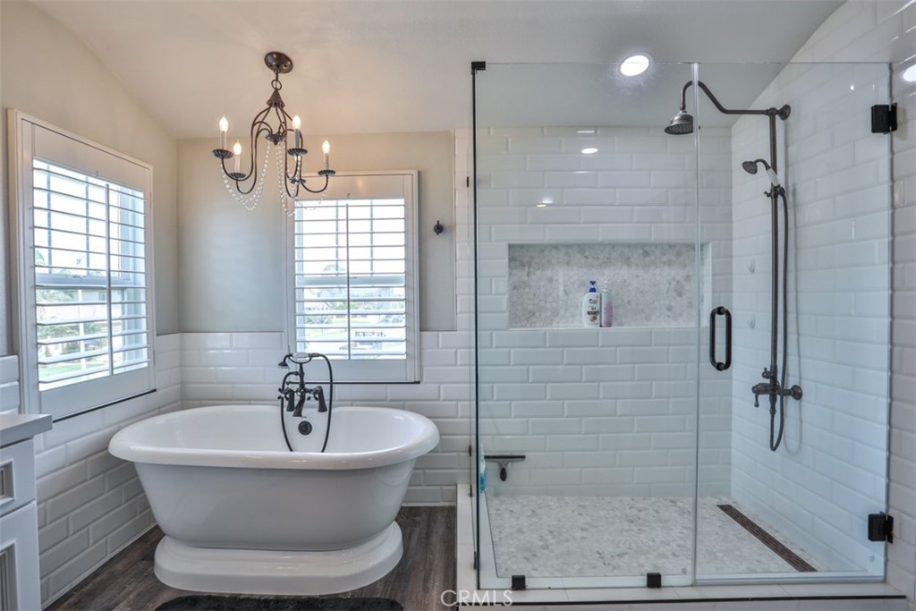 3250 Quartz Circle Corona, CA 92882 - Photo 37 of 68 a bathroom with a bathtub and shower