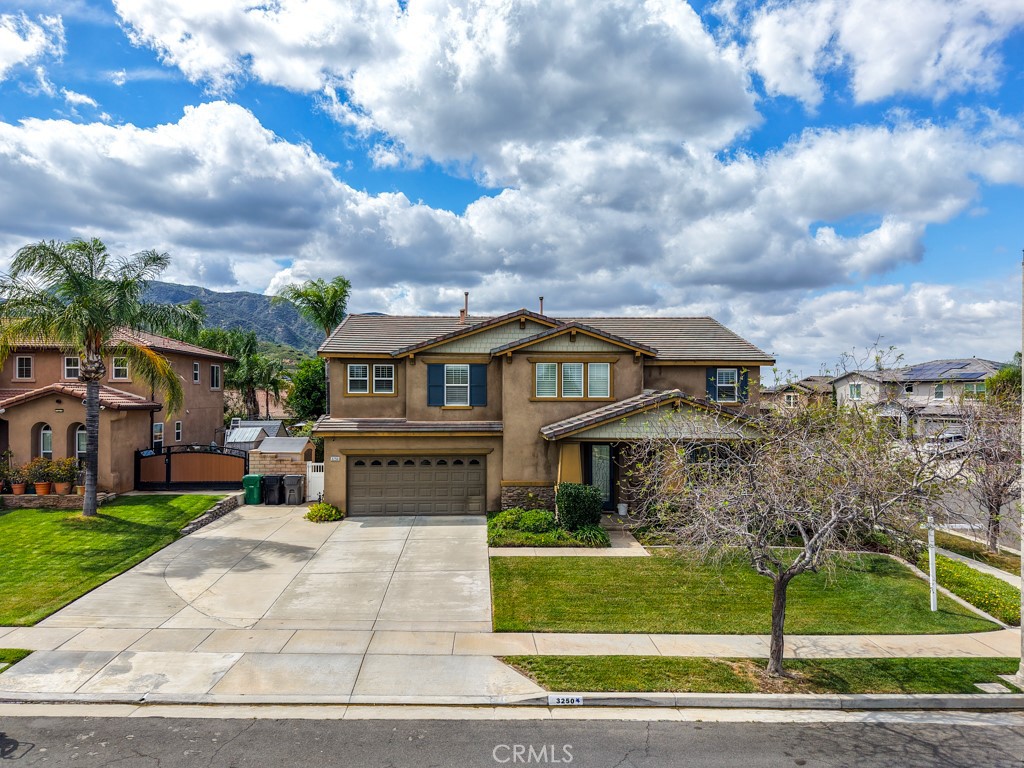 3250 Quartz Circle Corona, CA 92882 - Photo 58 of 68 a front view of house with yard