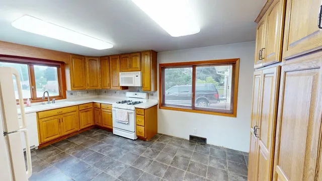 $279,900 | 3502 Parkway Boulevard, Two Rivers, WI 54241