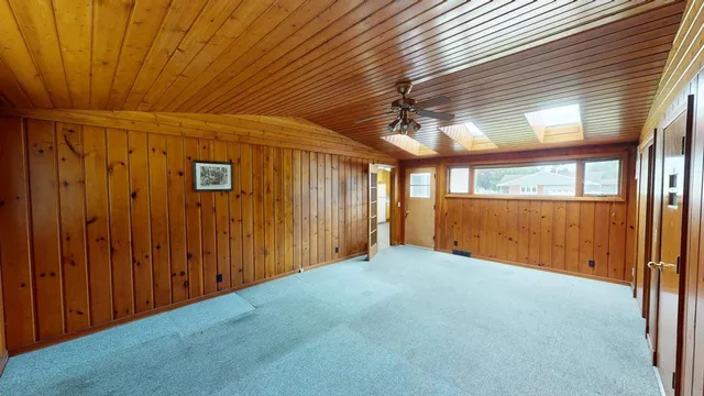 $279,900 | 3502 Parkway Boulevard, Two Rivers, WI 54241