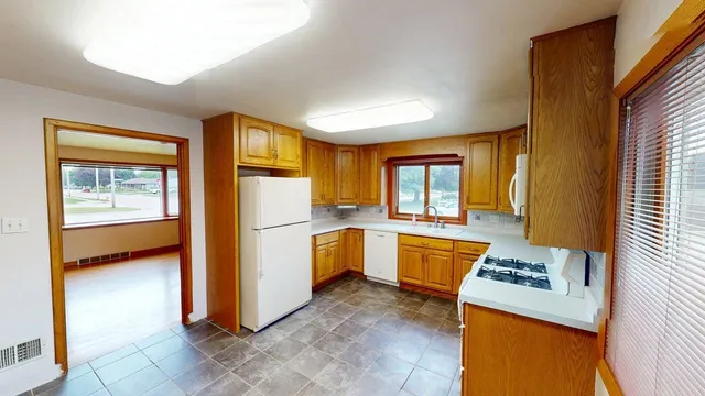 $279,900 | 3502 Parkway Boulevard, Two Rivers, WI 54241