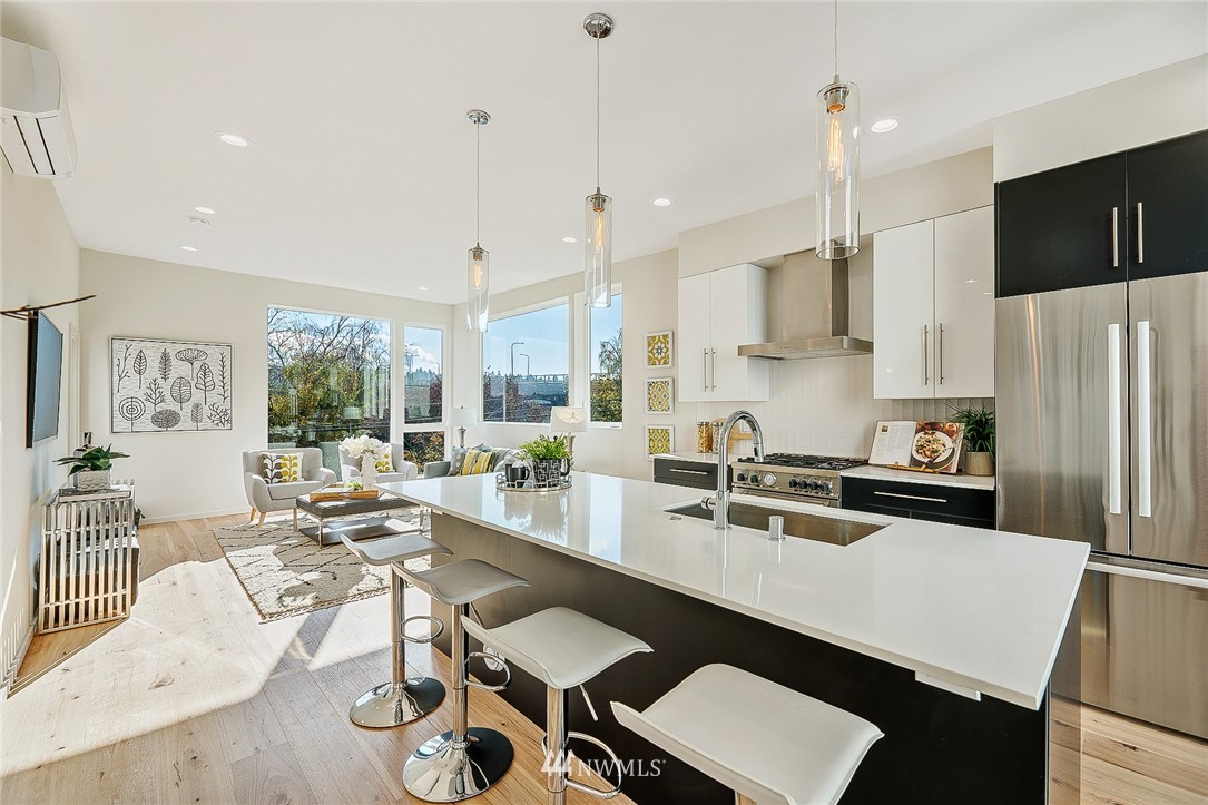 920 North 36th Street Seattle, WA 98103 - Photo 4 of 26 Gallery Image 4