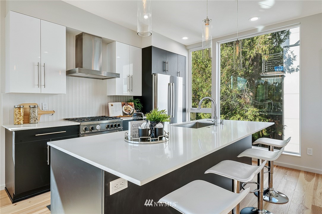 920 North 36th Street Seattle, WA 98103 - Photo 7 of 26 Gallery Image 7
