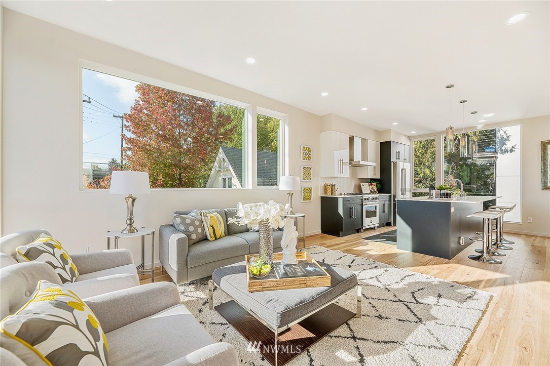 920 North 36th Street Seattle, WA 98103 - Photo 8 of 26 Gallery Image 8