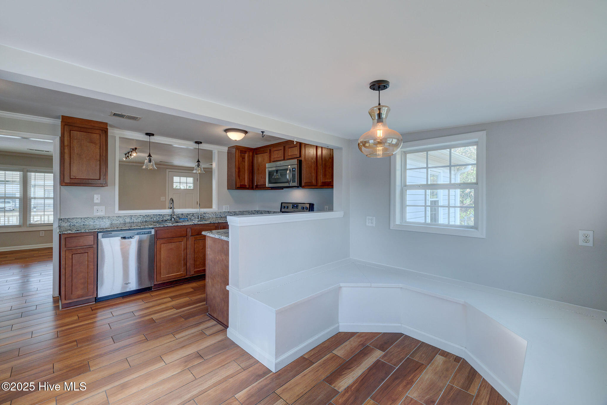 2415 Crossover Road Wilmington, NC 28401 - Photo 15 of 29 2415CrossoverRoad-25