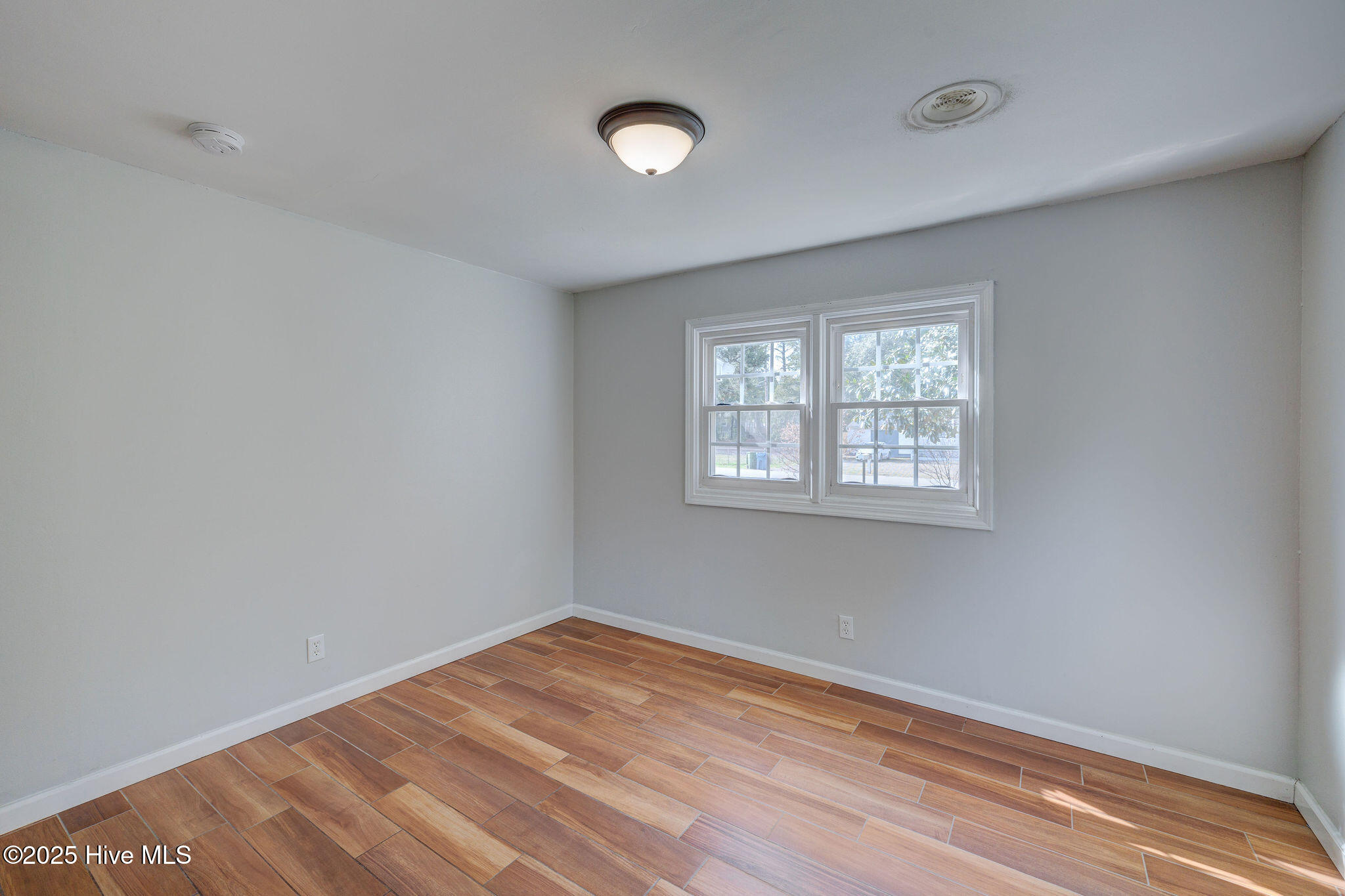 2415 Crossover Road Wilmington, NC 28401 - Photo 22 of 29 2415CrossoverRoad-27