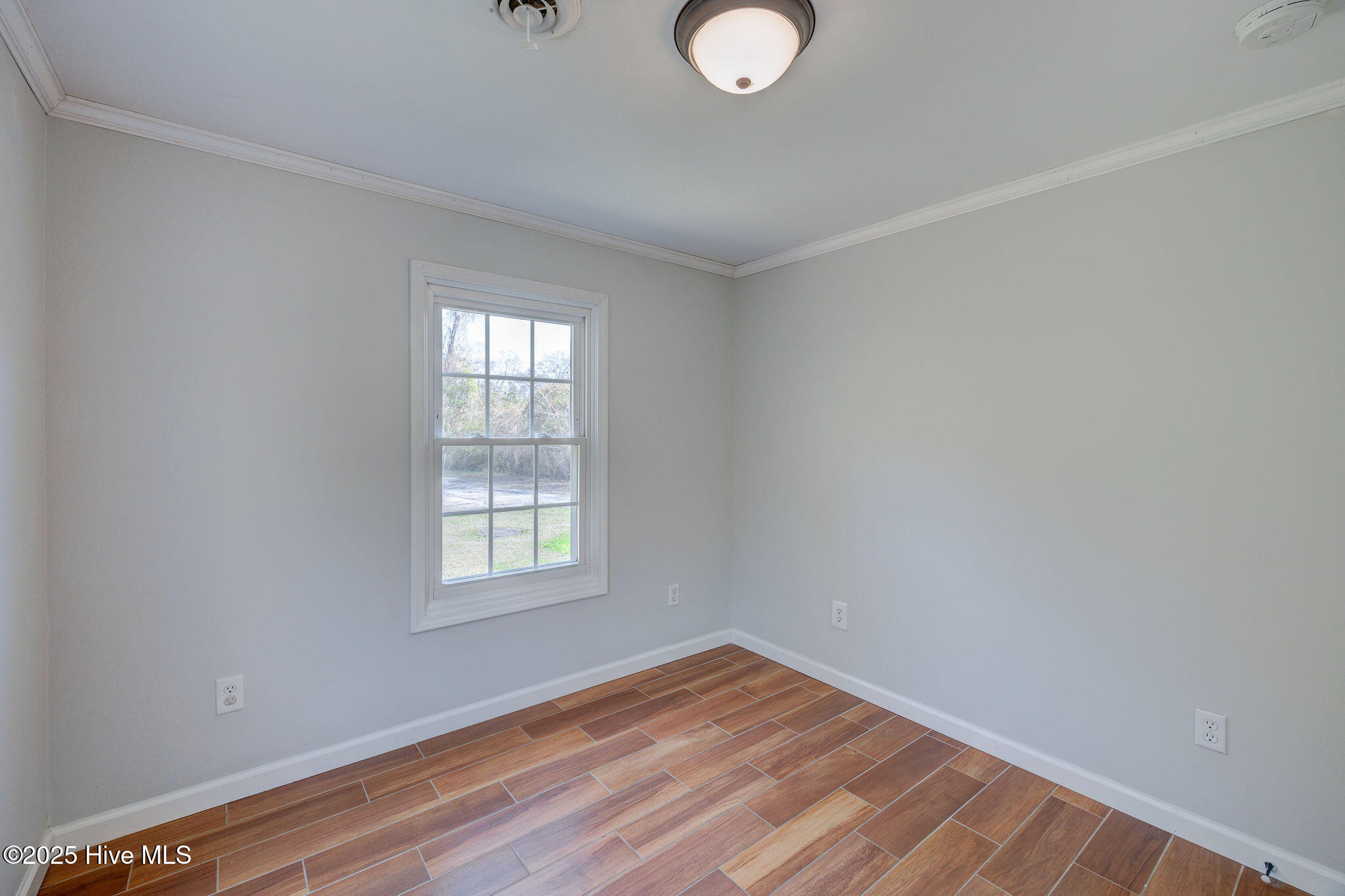 2415 Crossover Road Wilmington, NC 28401 - Photo 26 of 29 2415CrossoverRoad-31