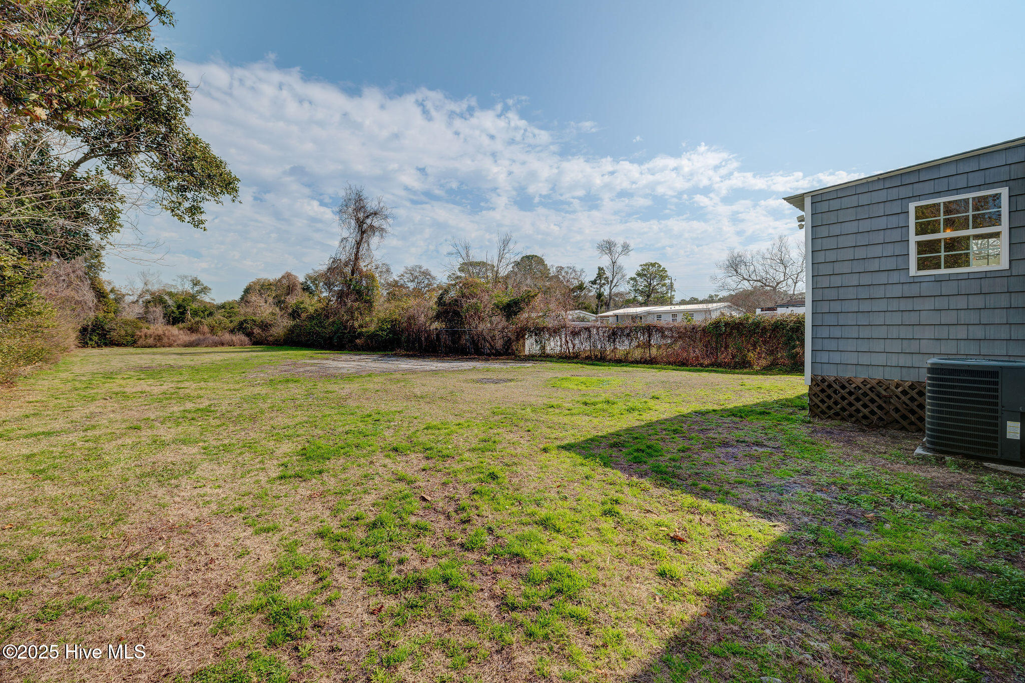 2415 Crossover Road Wilmington, NC 28401 - Photo 6 of 29 2415CrossoverRoad-7