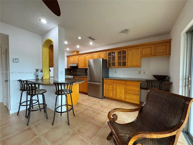 $154,950 | 1700 Pierce Street, Unit 202, Hollywood, FL 33020