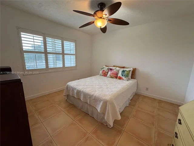 $154,950 | 1700 Pierce Street, Unit 202, Hollywood, FL 33020