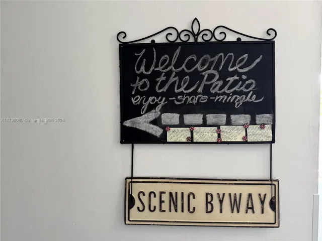 $154,950 | 1700 Pierce Street, Unit 202, Hollywood, FL 33020