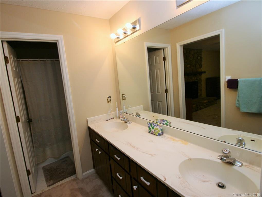 10504 Rocking Chair Road Matthews, NC 28105 - Photo 13 of 23 Gallery Image 13