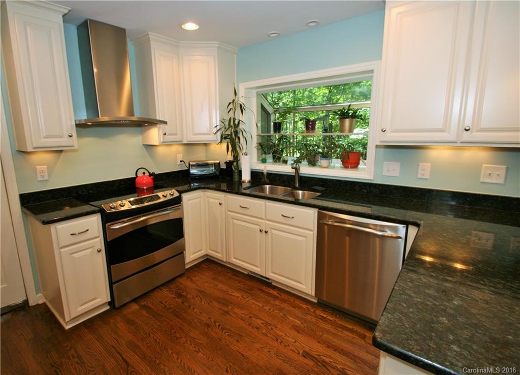 10504 Rocking Chair Road Matthews, NC 28105 - Photo 9 of 23 Gallery Image 9