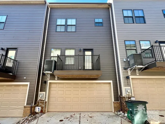 $2,660 | 216 Russell Branch Lane, Charlotte, NC 28211