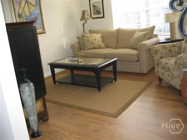 $1,400 | 12300 Apache Avenue, Unit 117, Savannah, GA 31419