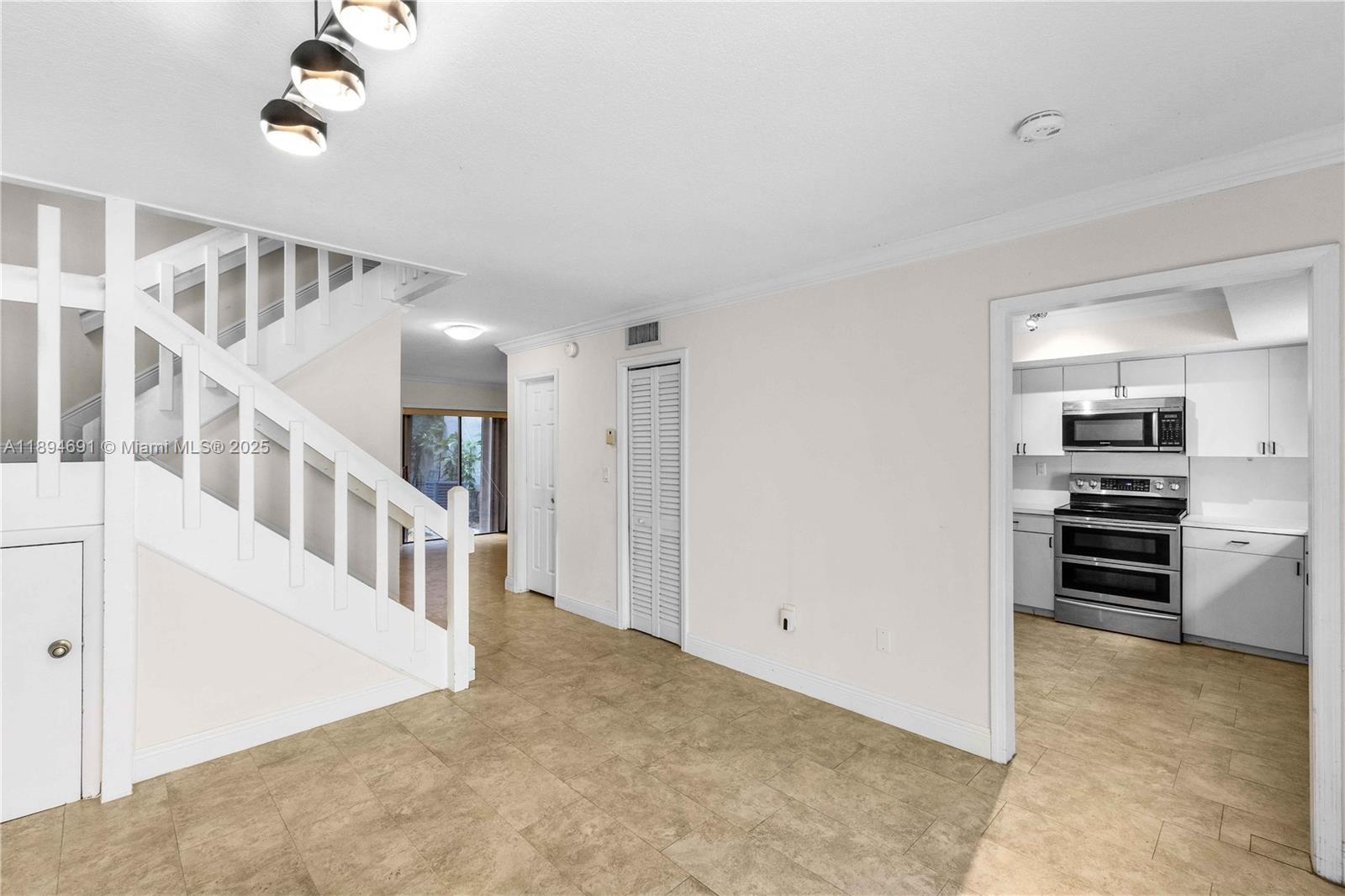 10500 Southwest 112th Avenue Miami, FL 33176 - Photo 5 of 17 Dining Room