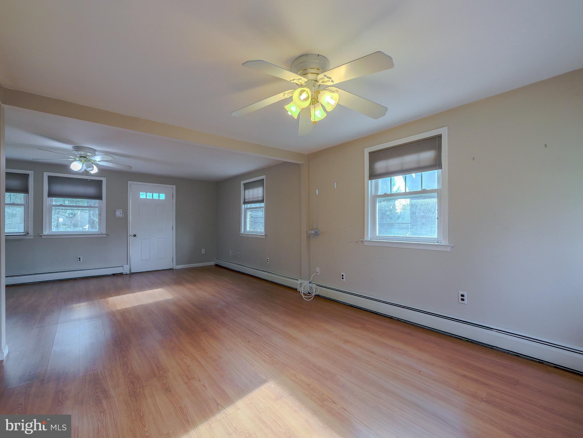 2500 Grant Road Broomall, PA 19008 - Photo 23 of 52 In Law Suite/Family Room