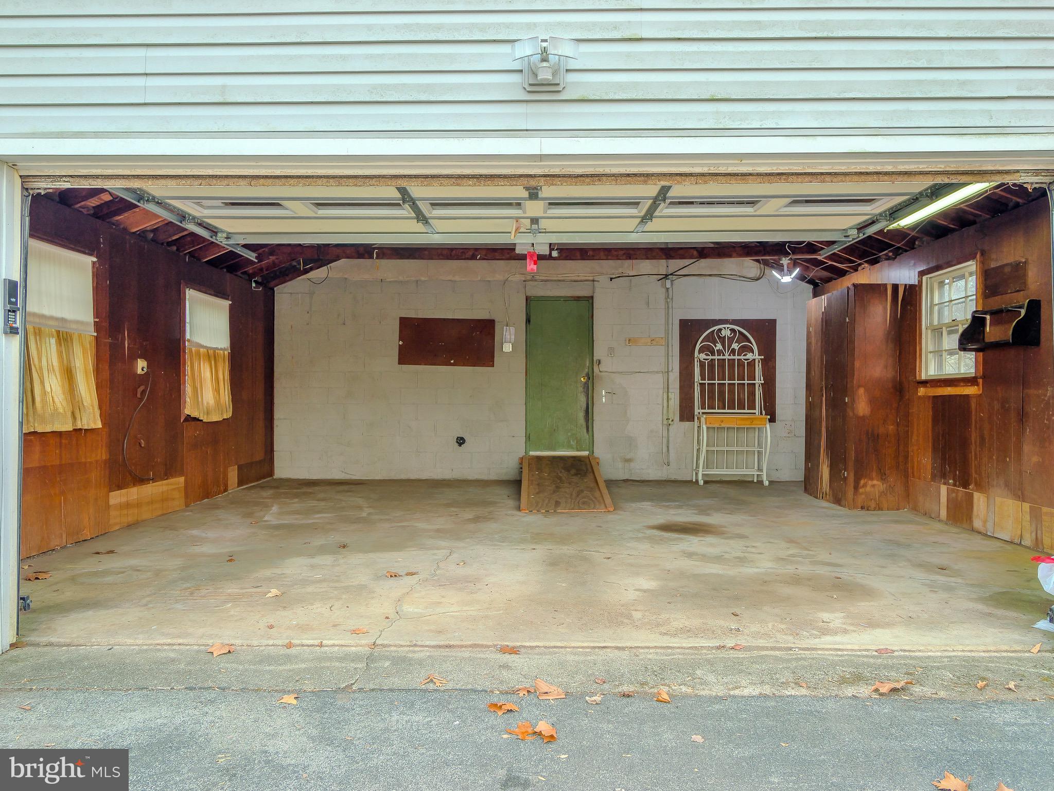 2500 Grant Road Broomall, PA 19008 - Photo 50 of 52 Garage