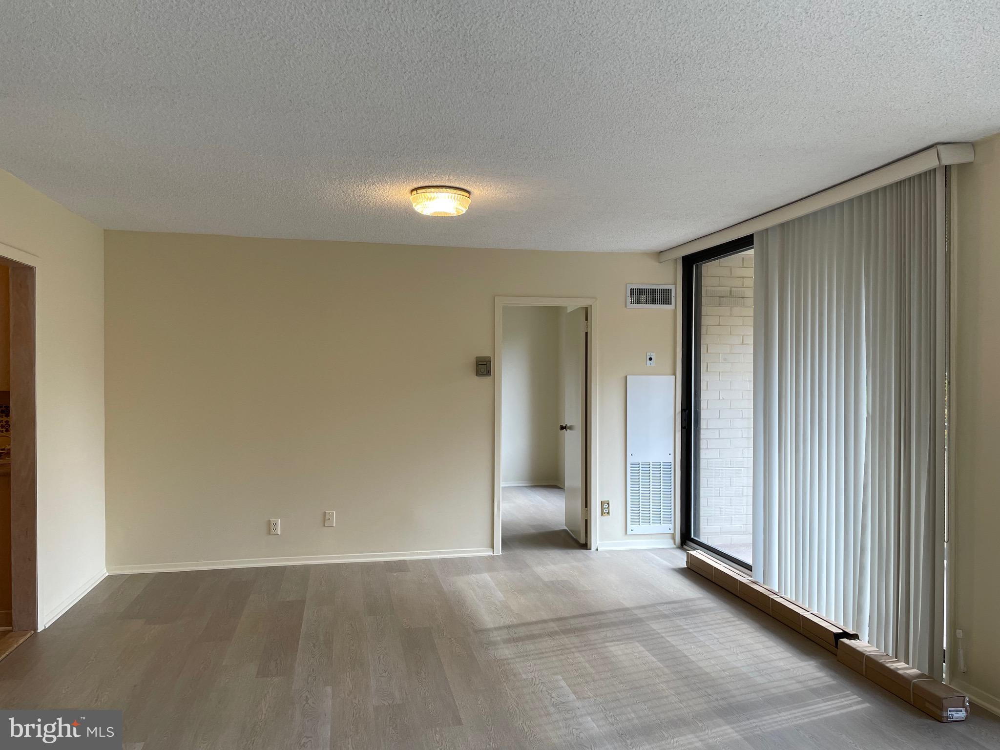 5225 Pooks Hill Road, Unit 226S Bethesda, MD 20814 - Photo 4 of 19 Dining Room