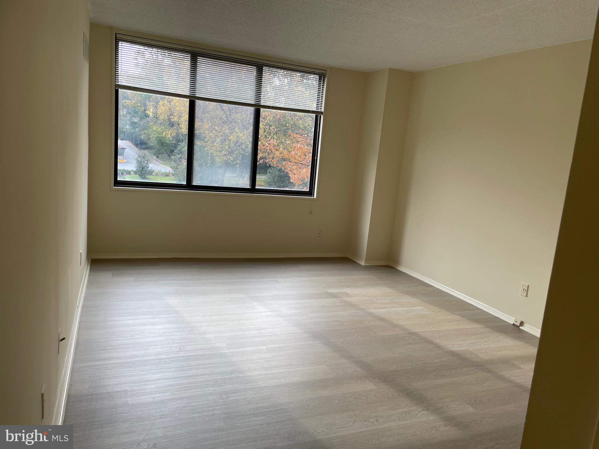 5225 Pooks Hill Road, Unit 226S Bethesda, MD 20814 - Photo 5 of 19 Bedroom 1