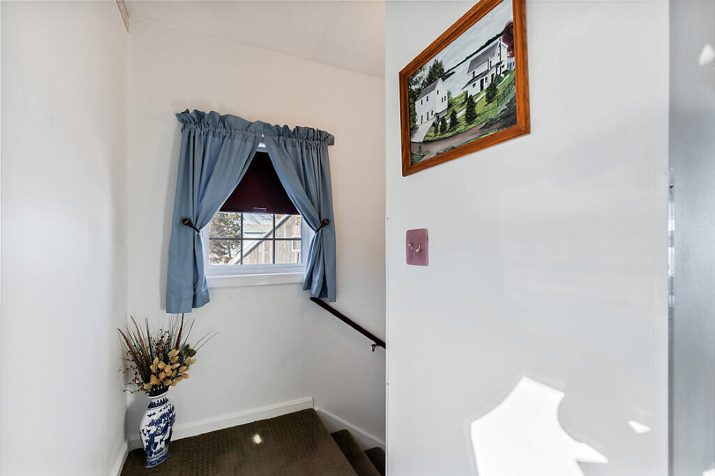 109 Luckys Landing Road Glenburn, ME 04401 - Photo 31 of 77 55_BP5A6276_DxO_mls