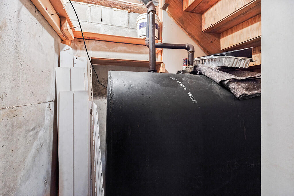 109 Luckys Landing Road Glenburn, ME 04401 - Photo 51 of 77 80_BP5A6198_DxO_mls