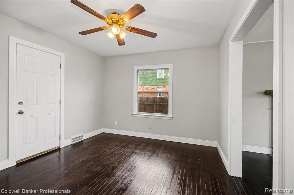 5266 Devonshire Road Detroit, MI 48224 - Photo 7 of 22 Gallery Image 7