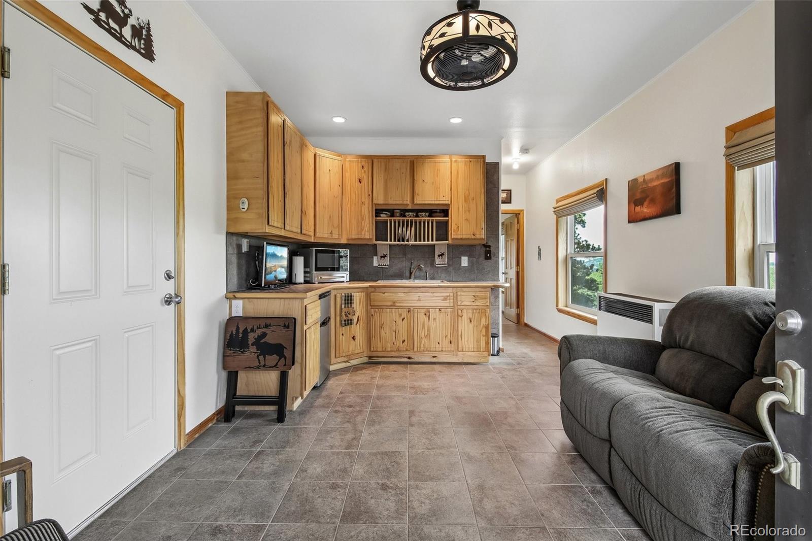 7555 Rossman Gulch Road Morrison, CO 80465 - Photo 4 of 26