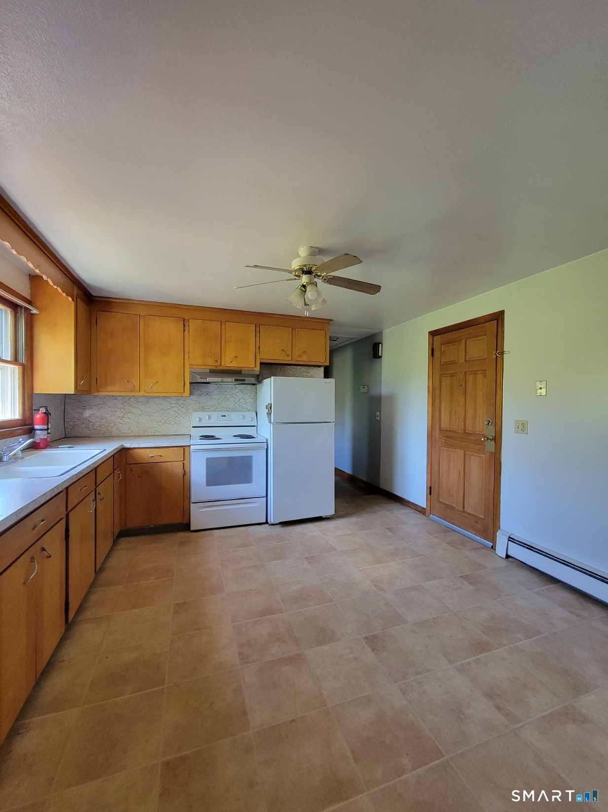 18 Parsonage Road Haddam, CT 06441 - Photo 5 of 12 Gallery Image 5