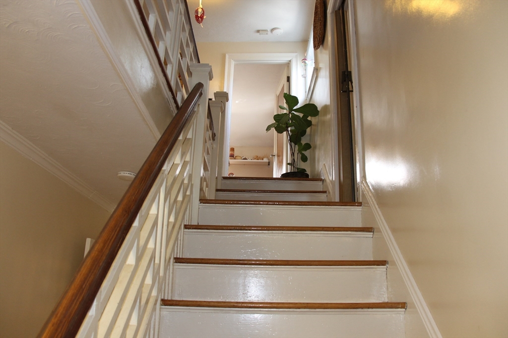 30 Marwood Road Worcester, MA 01602 - Photo 25 of 42