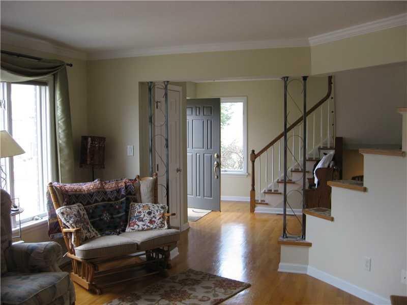 155 Shadow Ridge Drive Pittsburgh, PA 15238 - Photo 5 of 24 Living Room. LIVING RM OPEN TO FOYER