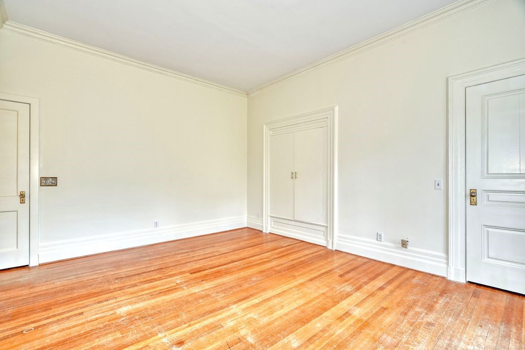 987 East Avenue, Unit 3 Rochester, NY 14607 - Photo 14 of 19