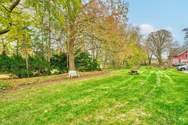 $1,500 | 987 East Avenue, Unit 3, Rochester, NY 14607