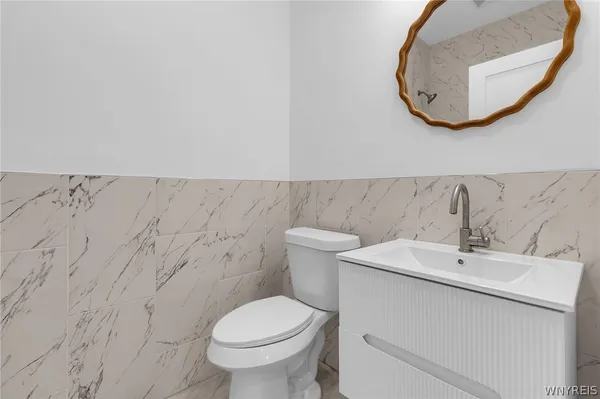 $699,900 | 23 Oxford Avenue, Buffalo, NY 14209