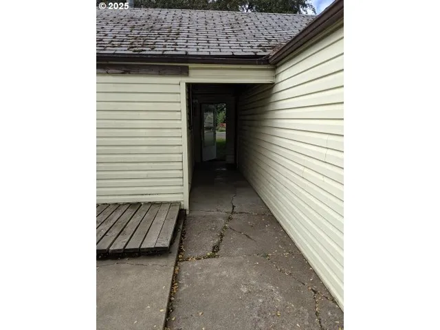 $229,000 | 1135 Detroit Street, Elgin, OR 97827