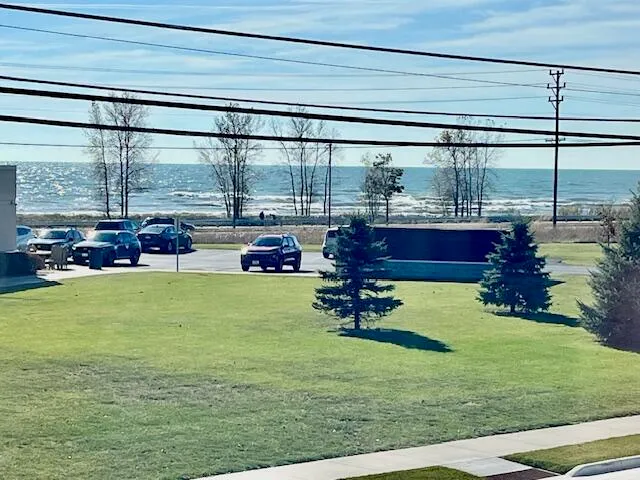 $154,000 | 2152 Roosevelt Avenue, Two Rivers, WI 54241