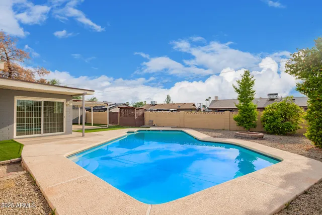 $609,000 | 503 East Pebble Beach Drive, Tempe, AZ 85282